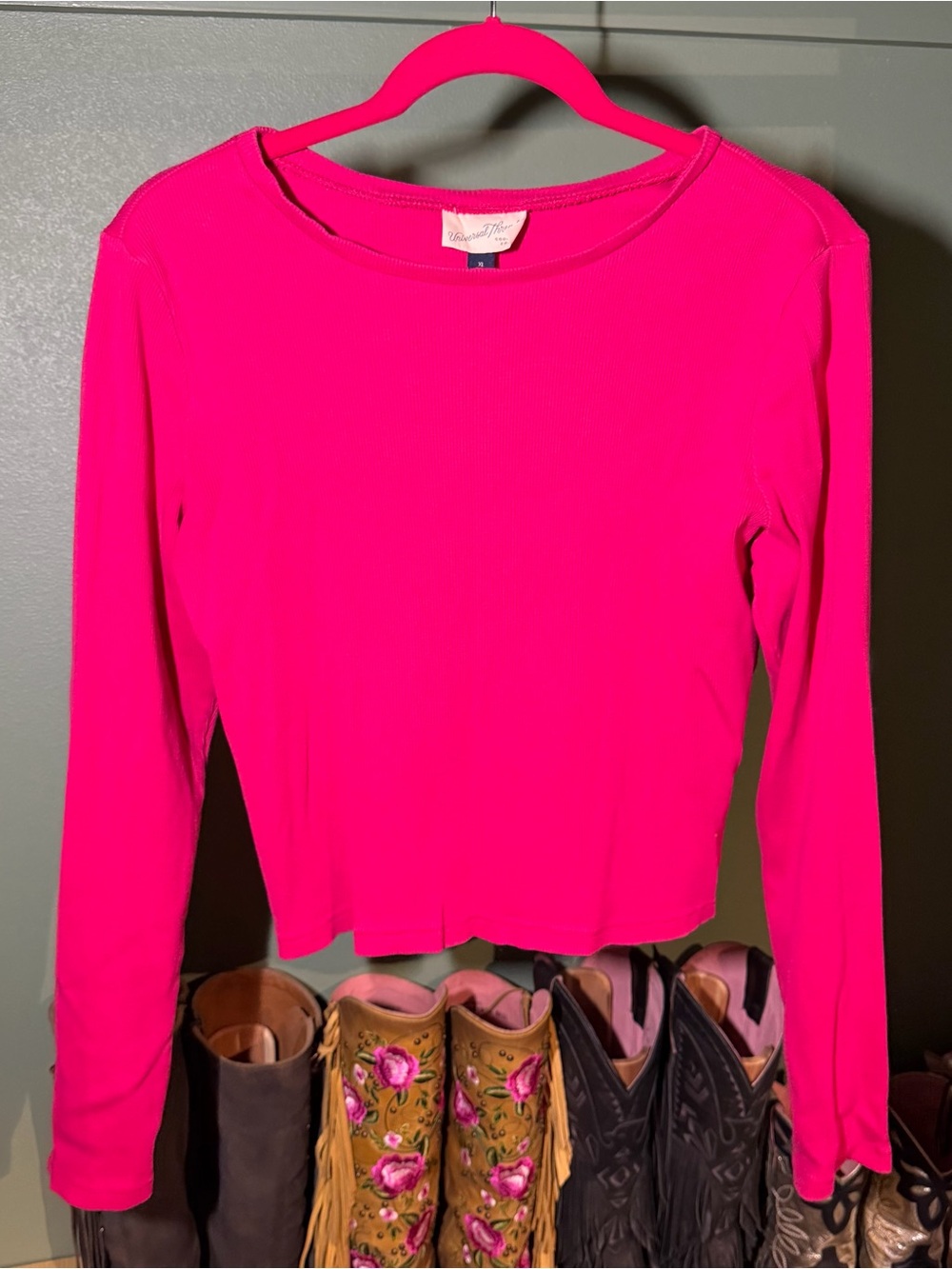 Universal Threads Bright Hot Pink Ribbed Long Sleeve Cropped Top XL